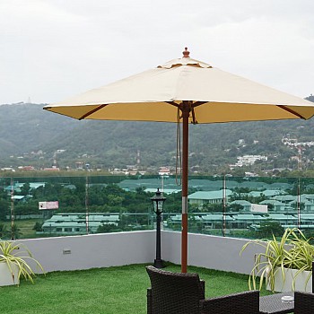 Infinity Pool and Rooftopalt=
