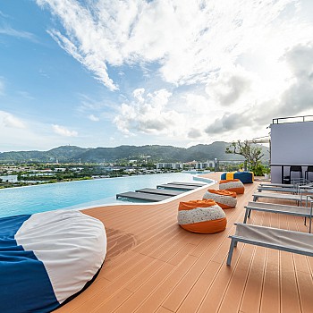 Infinity Pool and Rooftopalt=