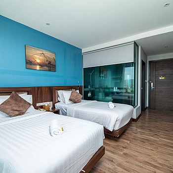 The Blue Roomalt=