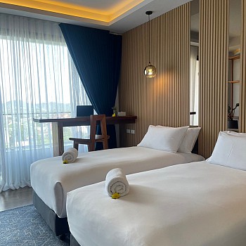 The Blue Mavi Roomalt=