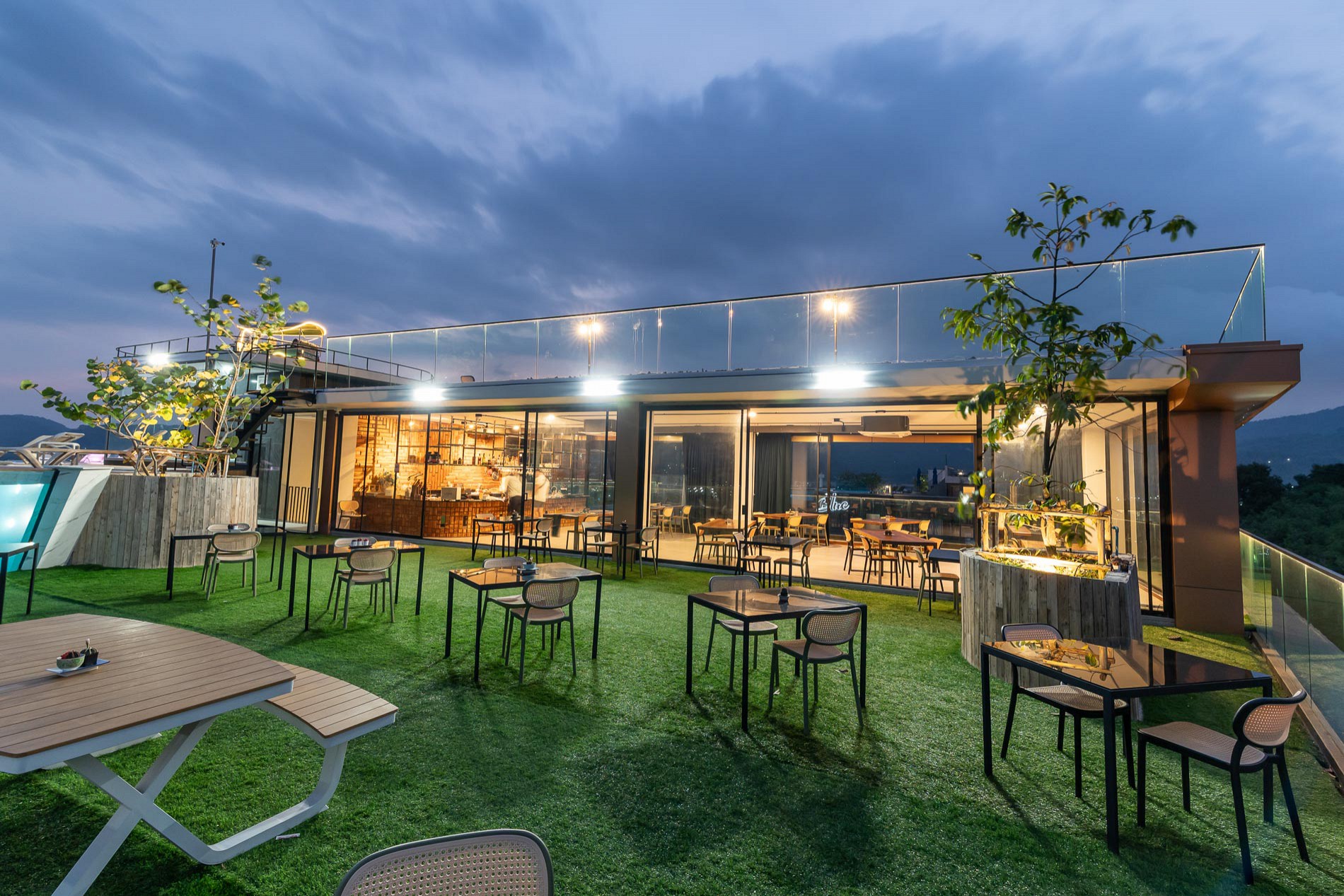 The Blue Mavi Phuket
