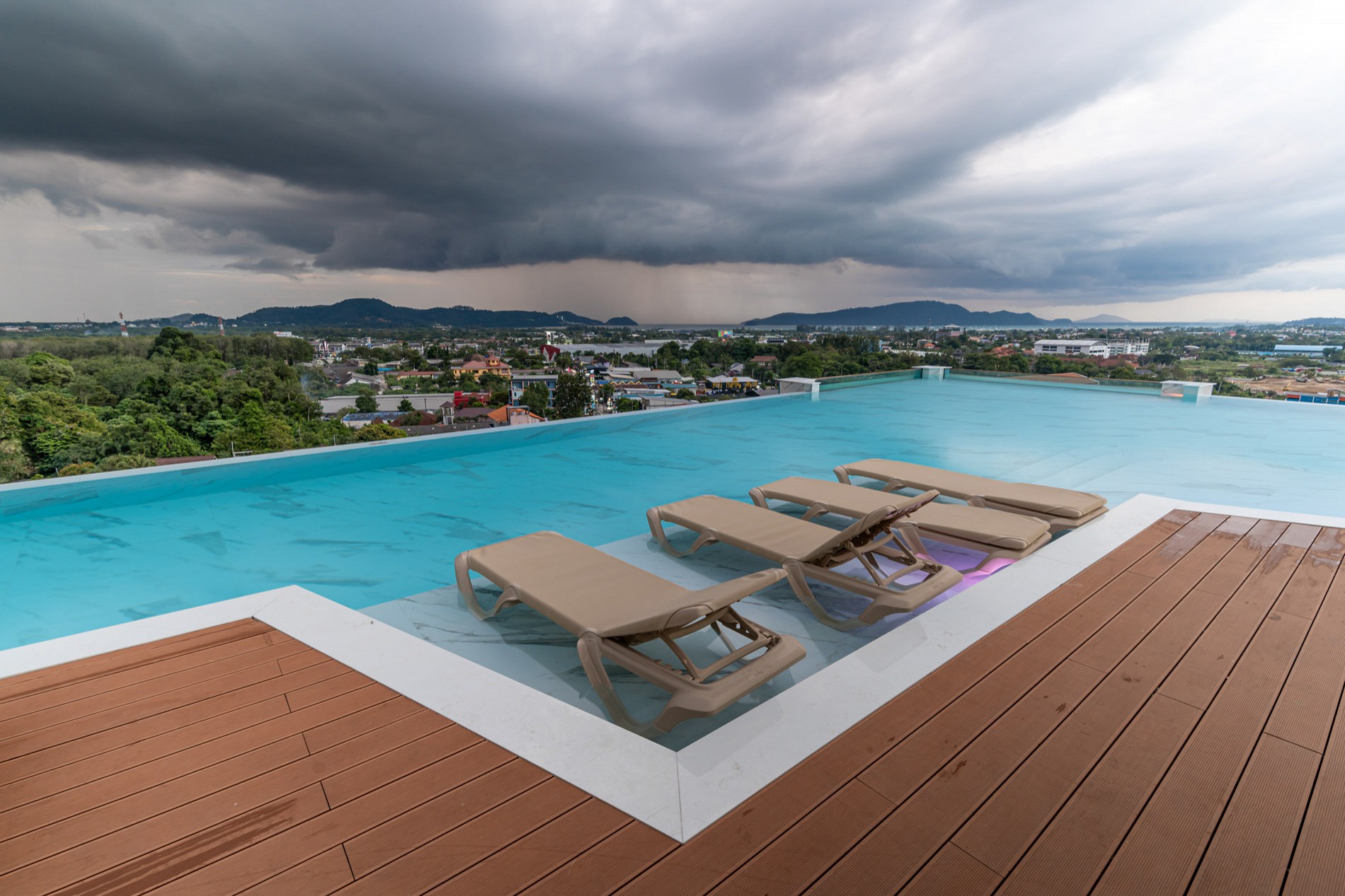 The Blue Mavi Phuket