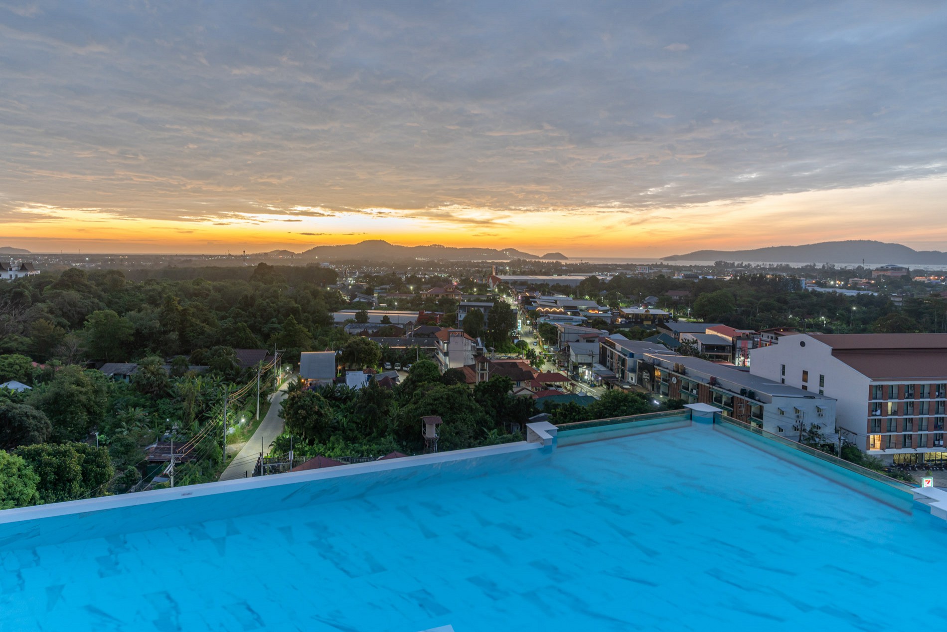 The Blue Mavi Phuket