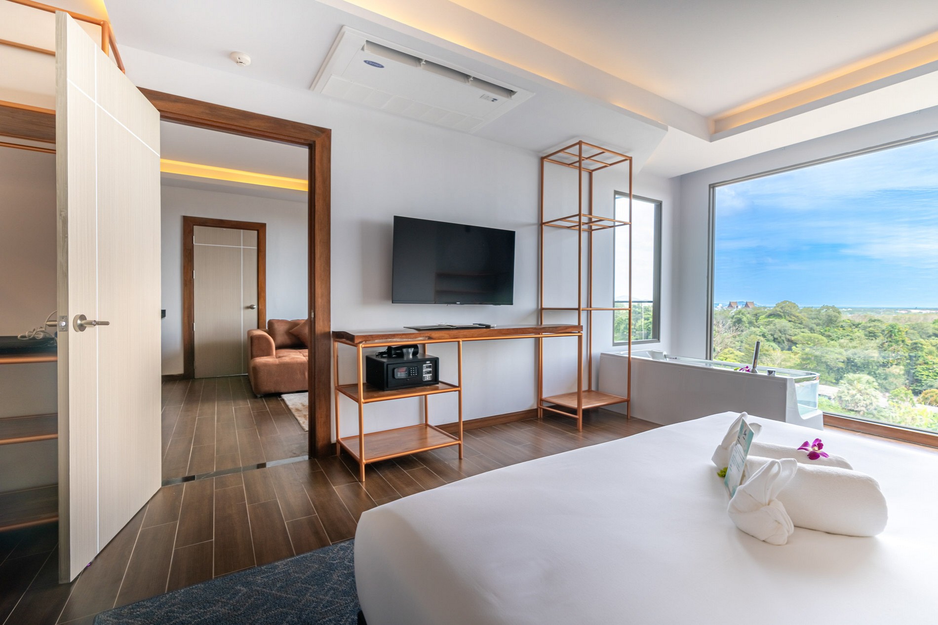 The Blue Mavi Phuket