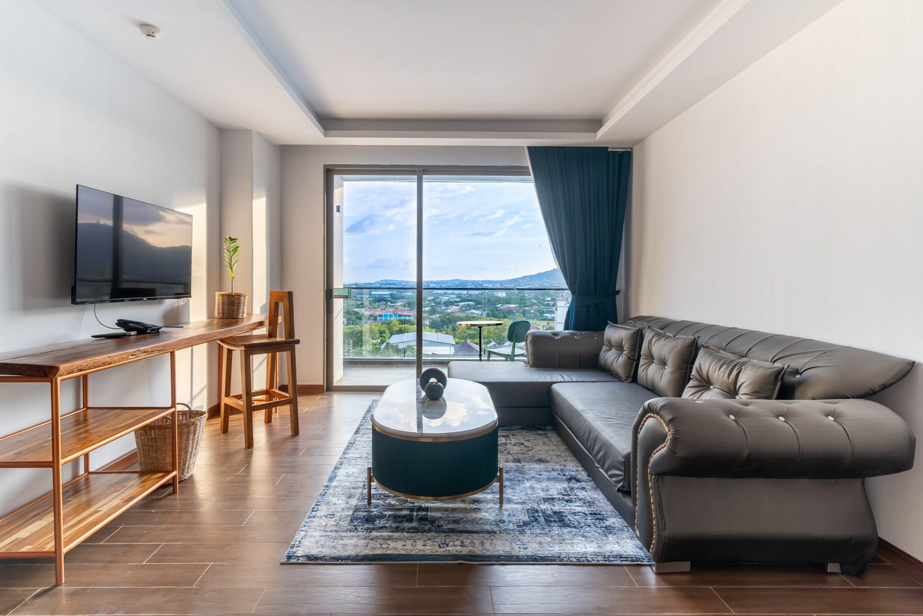 Panorama Executive Suite